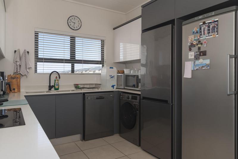 2 Bedroom Property for Sale in The Huntsman Western Cape